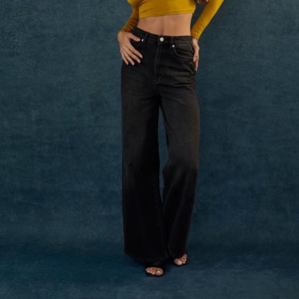 BDG Urban Outfitters 'The A Wide Jean' in Black
